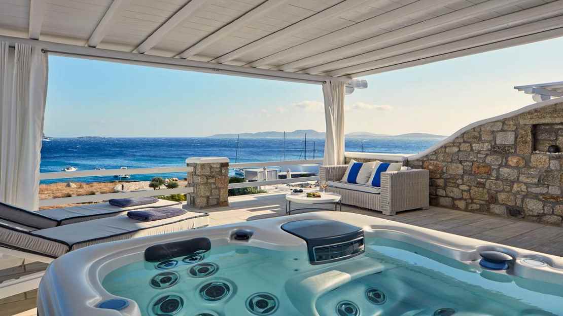 Grand Suite Sea View with Outdoor Jacuzzi 